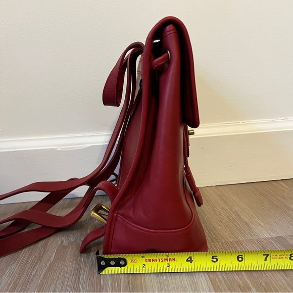 Red Genuine Leather Backpack Brass Turn Lock Closure adjustable strap purse bag - Picture 5 of 9